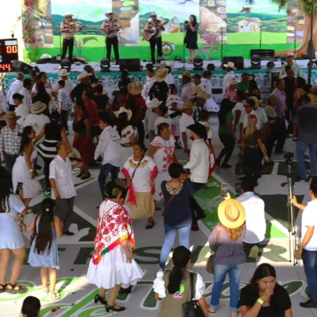 Xilitla va por Récord Guinness con 48 Horas de Huapango